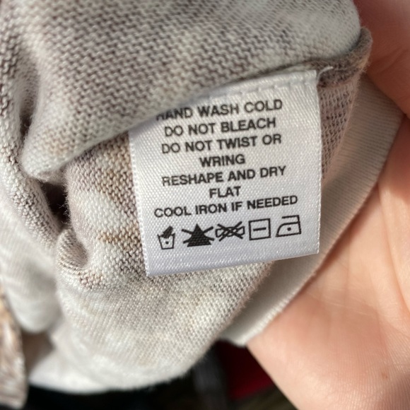 Kate Hill Animal Print Top - Picture 6 of 6